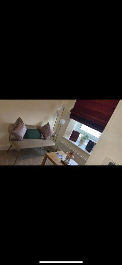 The Armada Inn Armoy Buitenkant foto